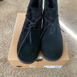 Ugg classic femme lace ankle boot